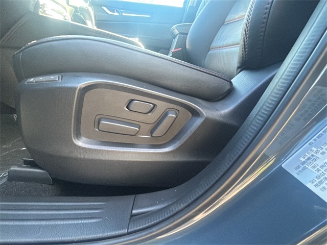 2025 Mazda CX-5 2.5 S Carbon photo 28