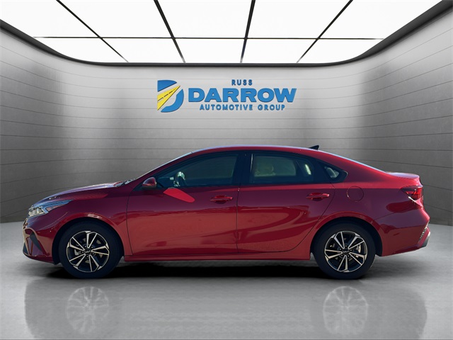 2023 Kia Forte LXS photo 2