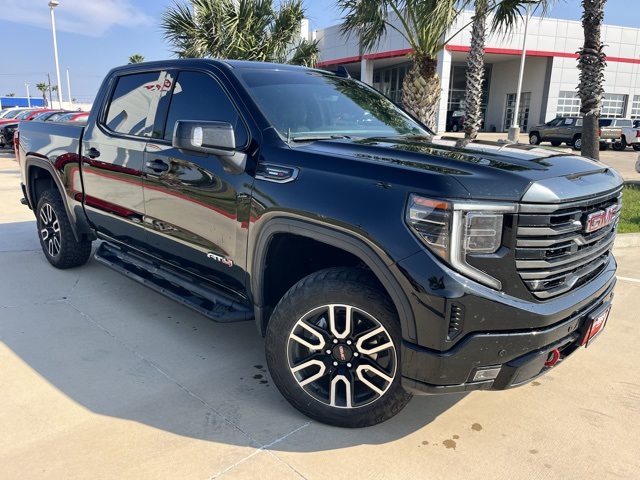 2024 GMC Sierra 1500 AT4's photo