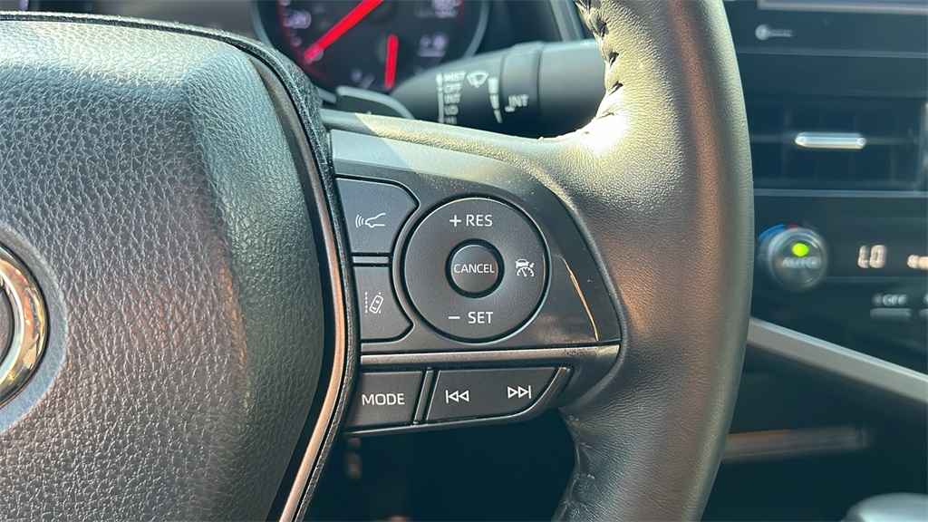 2021 Toyota Camry XSE photo 15