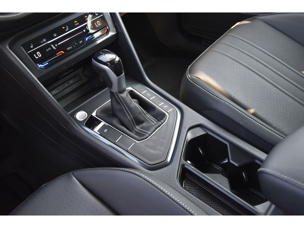 2024 Volkswagen Tiguan SE R-Line Black photo 32