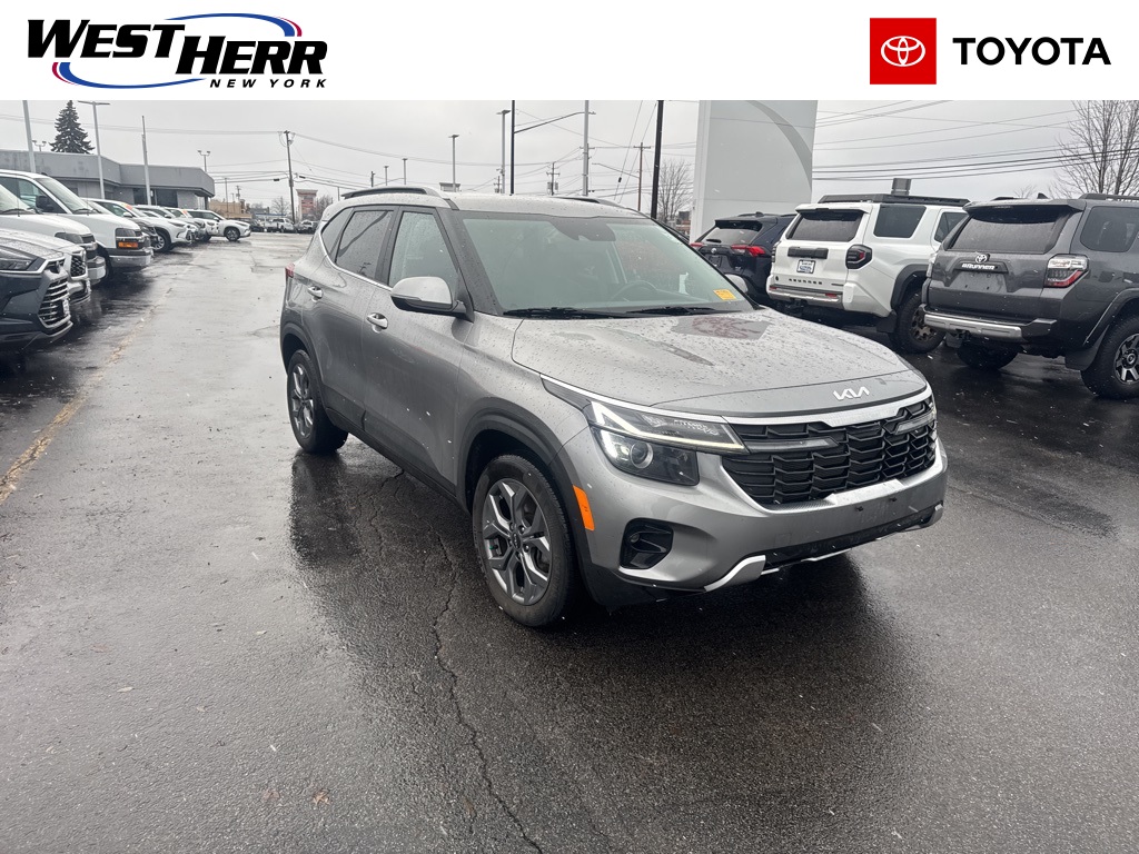 2024 Kia Seltos S's photo