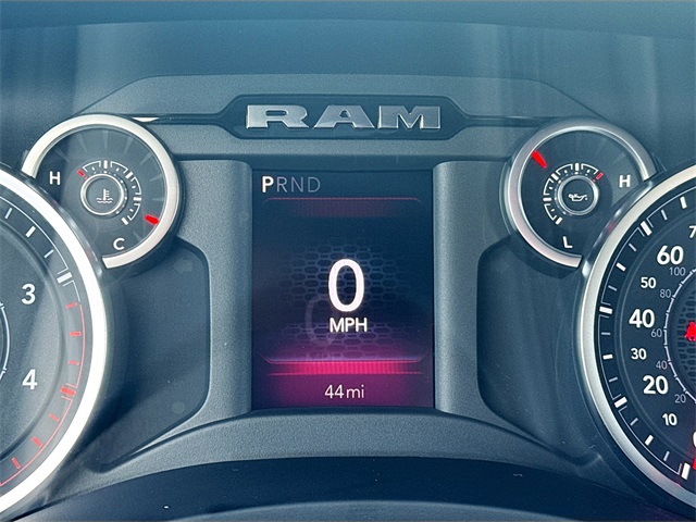 2025 Ram 3500 Big Horn photo 11