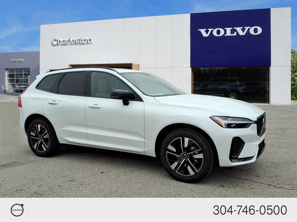 2026 Volvo XC60 Plus's photo