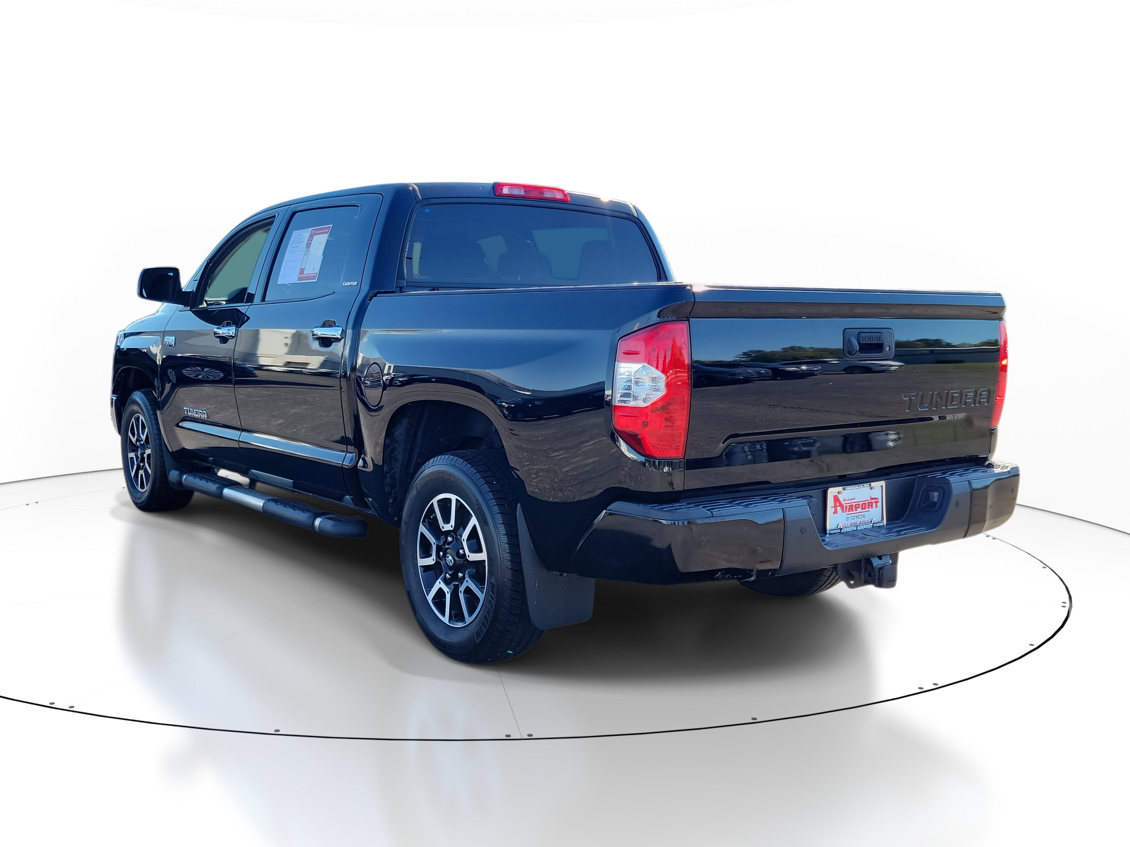2019 Toyota Tundra Limited CrewMax photo 3