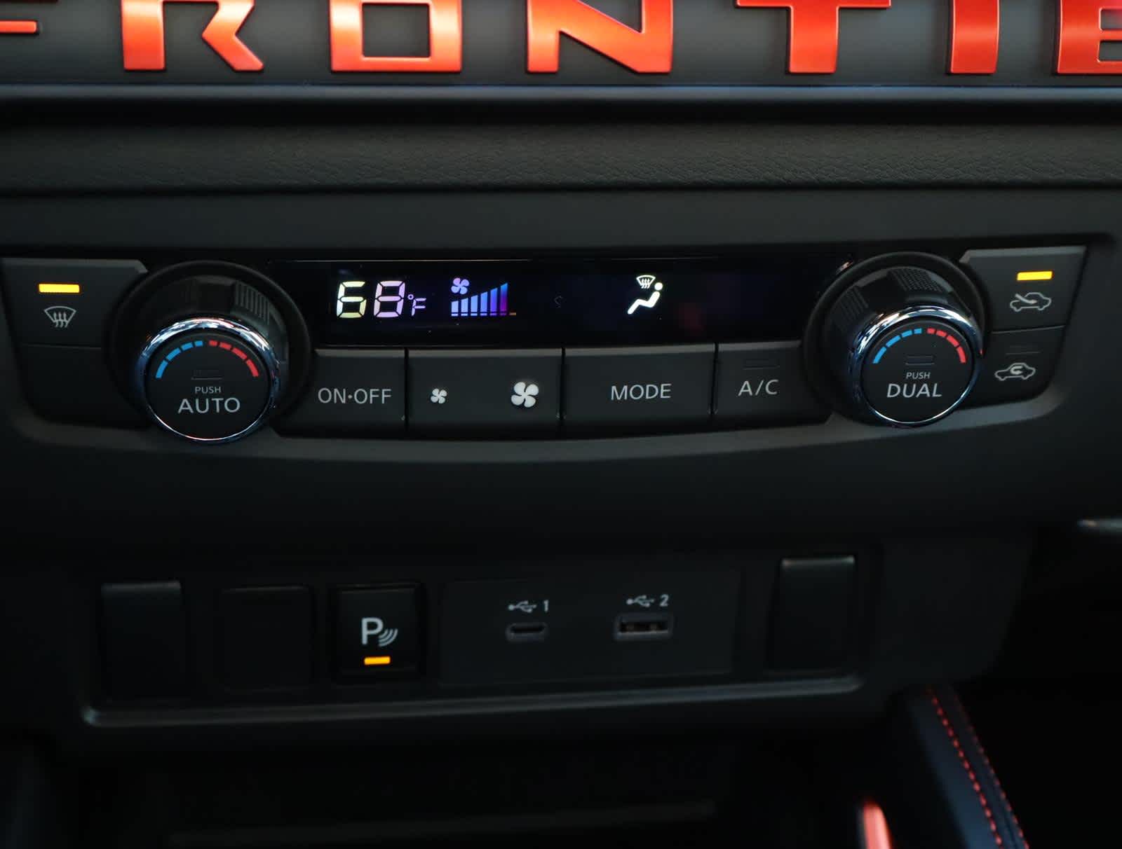 2025 Nissan Frontier PRO-4X photo 22