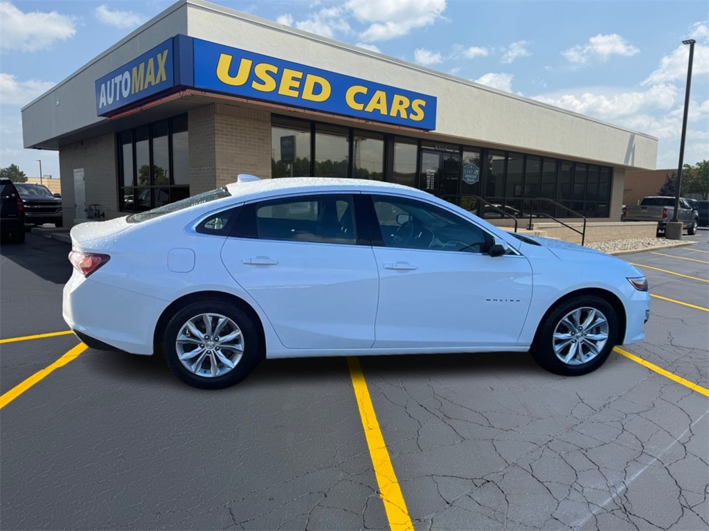 2020 Chevrolet Malibu 1LT photo 2