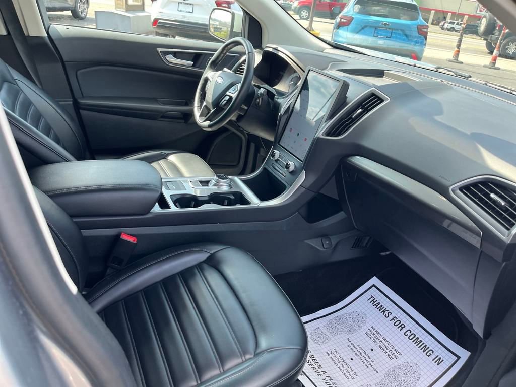 2024 Ford Edge SEL photo 26