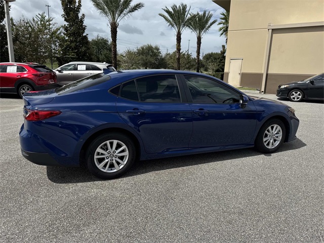 2025 Toyota Camry LE photo 2