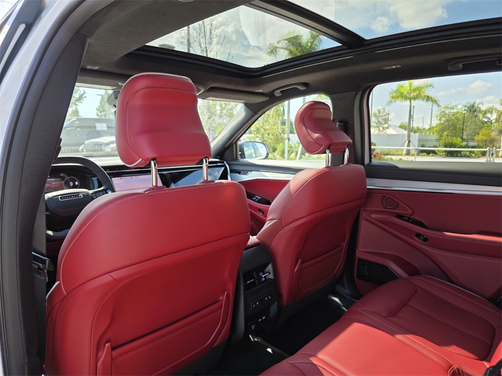 2025 Jeep Wagoneer S Launch Edition photo 9