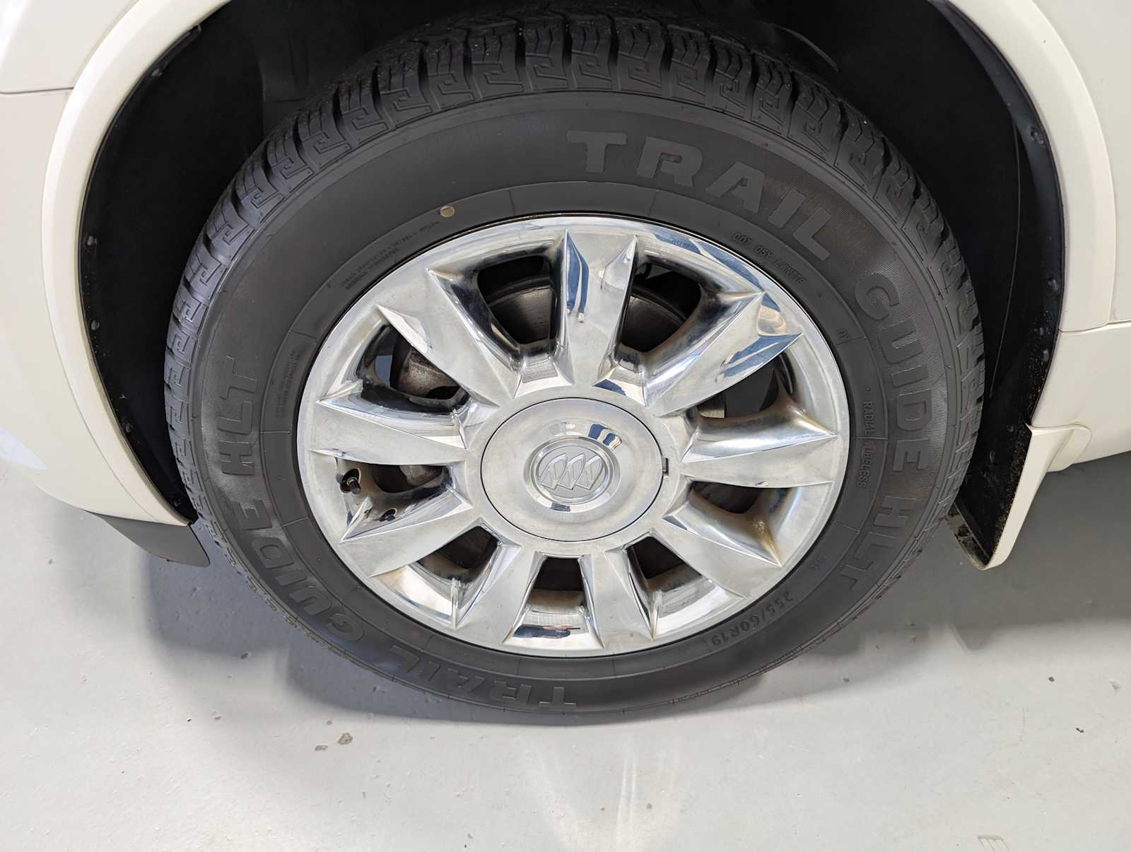 2015 Buick Enclave Leather photo 3