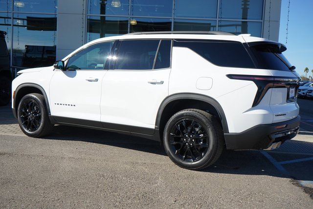 2026 Chevrolet Traverse photo 4