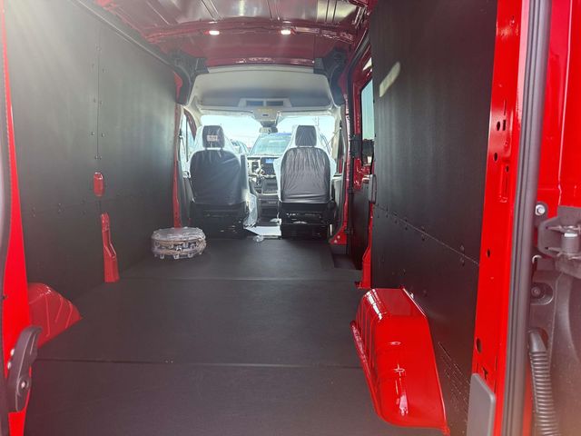 2025 Ford Transit photo 3