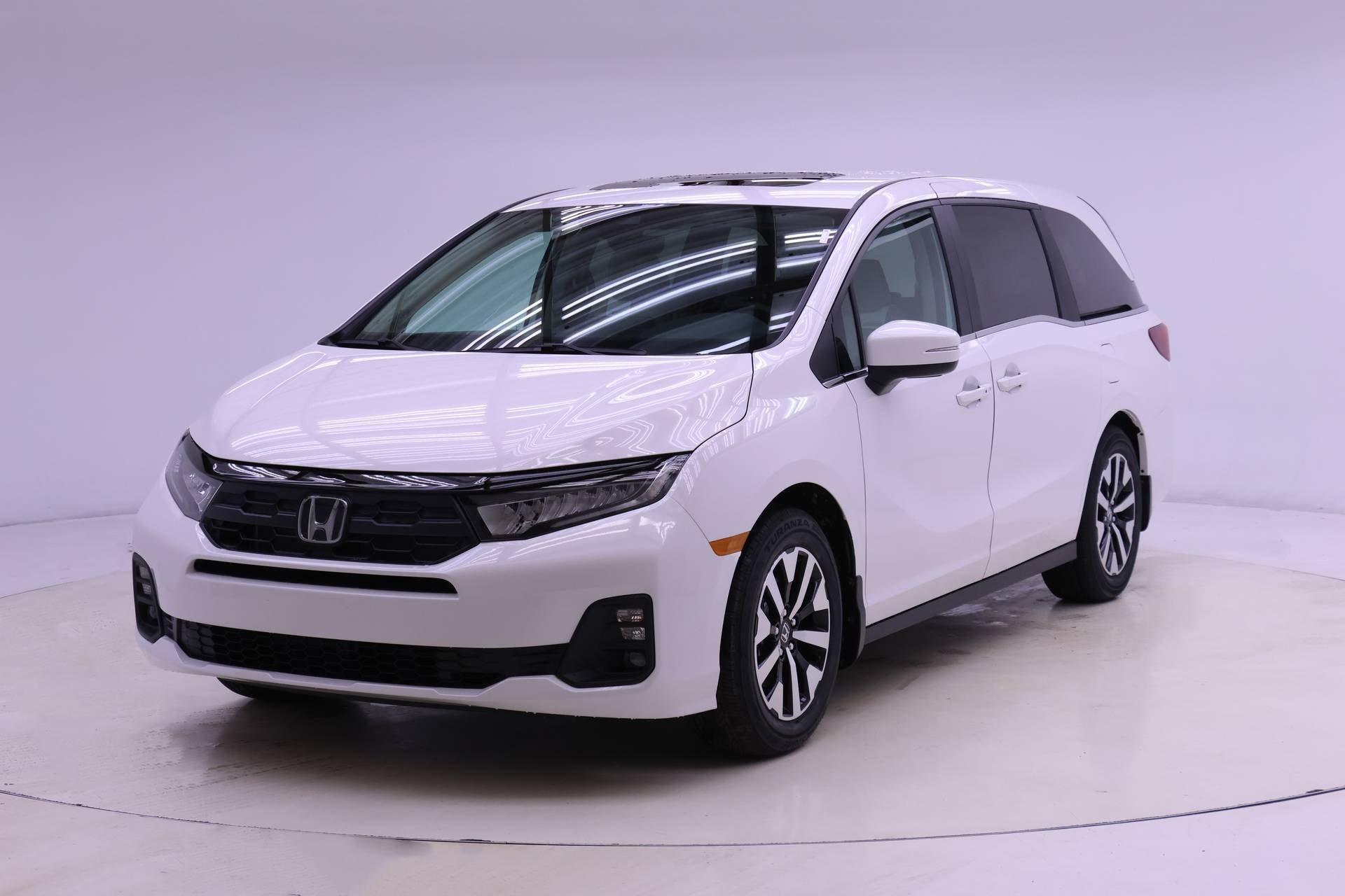 2026 Honda Odyssey EX-L's photo