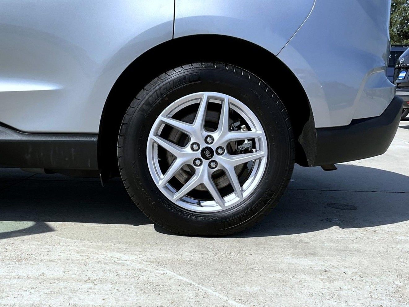2024 Ford Edge SEL photo 23