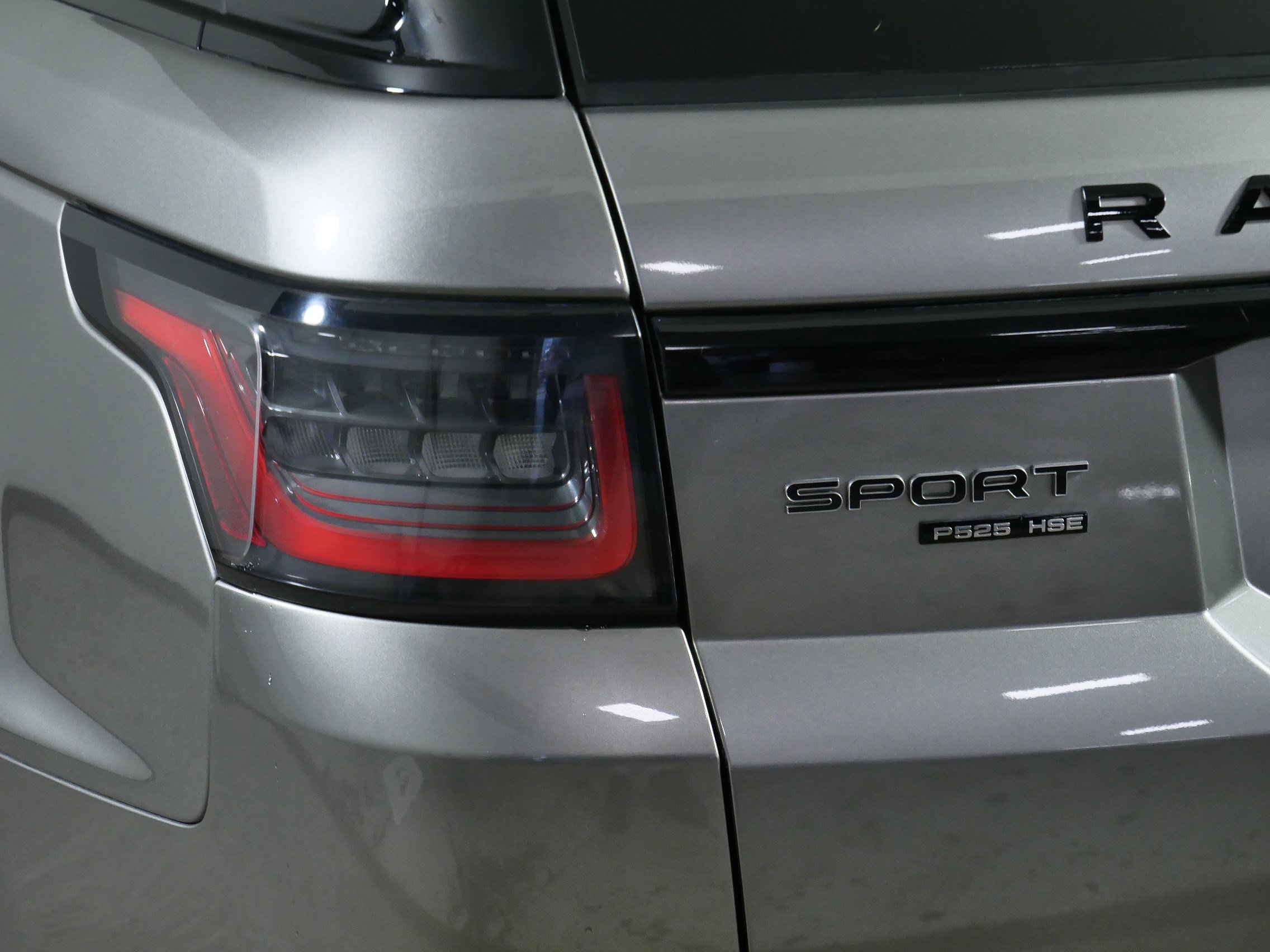 2021 Land Rover Range Rover Sport HSE Dynamic photo 16