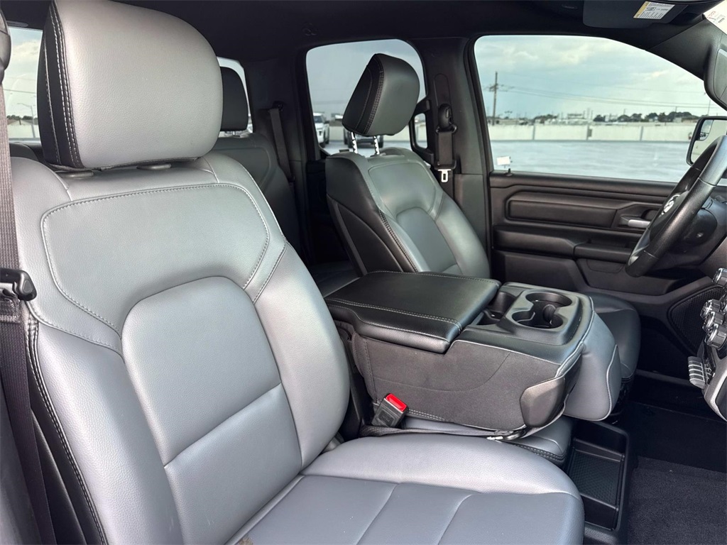 2025 Ram 1500 Tradesman photo 10