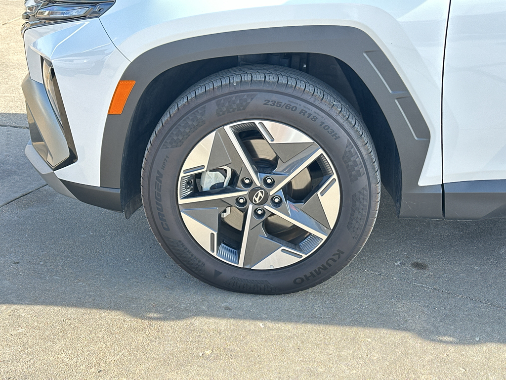 2025 Hyundai Tucson SEL photo 3