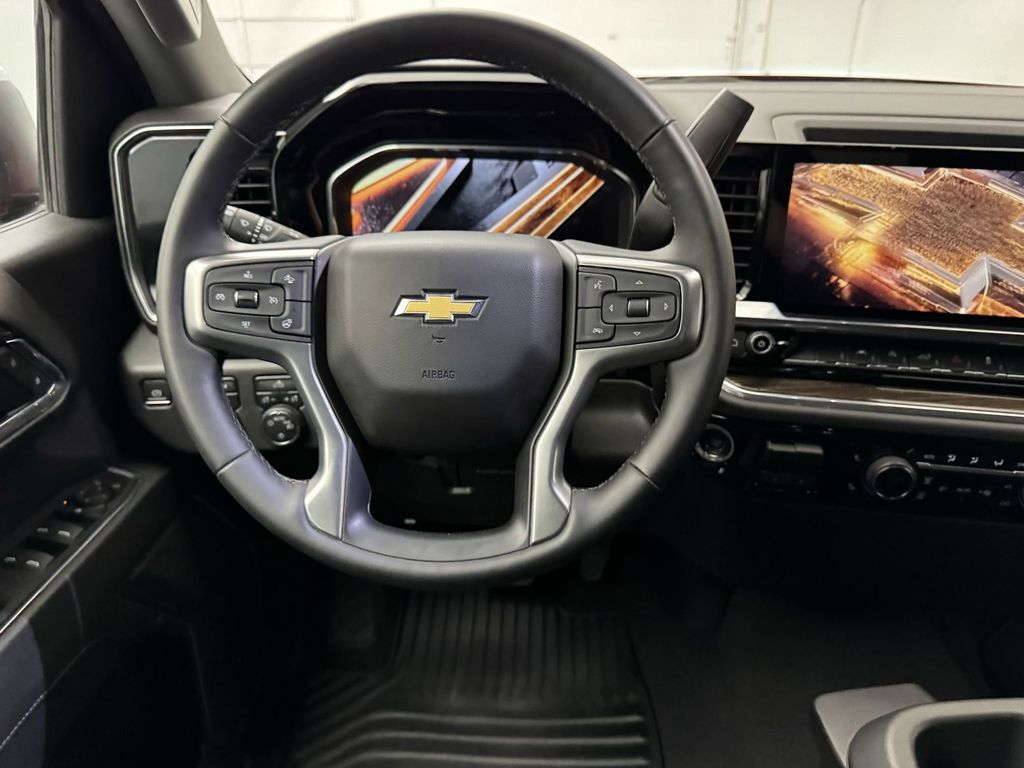 2023 Chevrolet Silverado 1500 photo 4