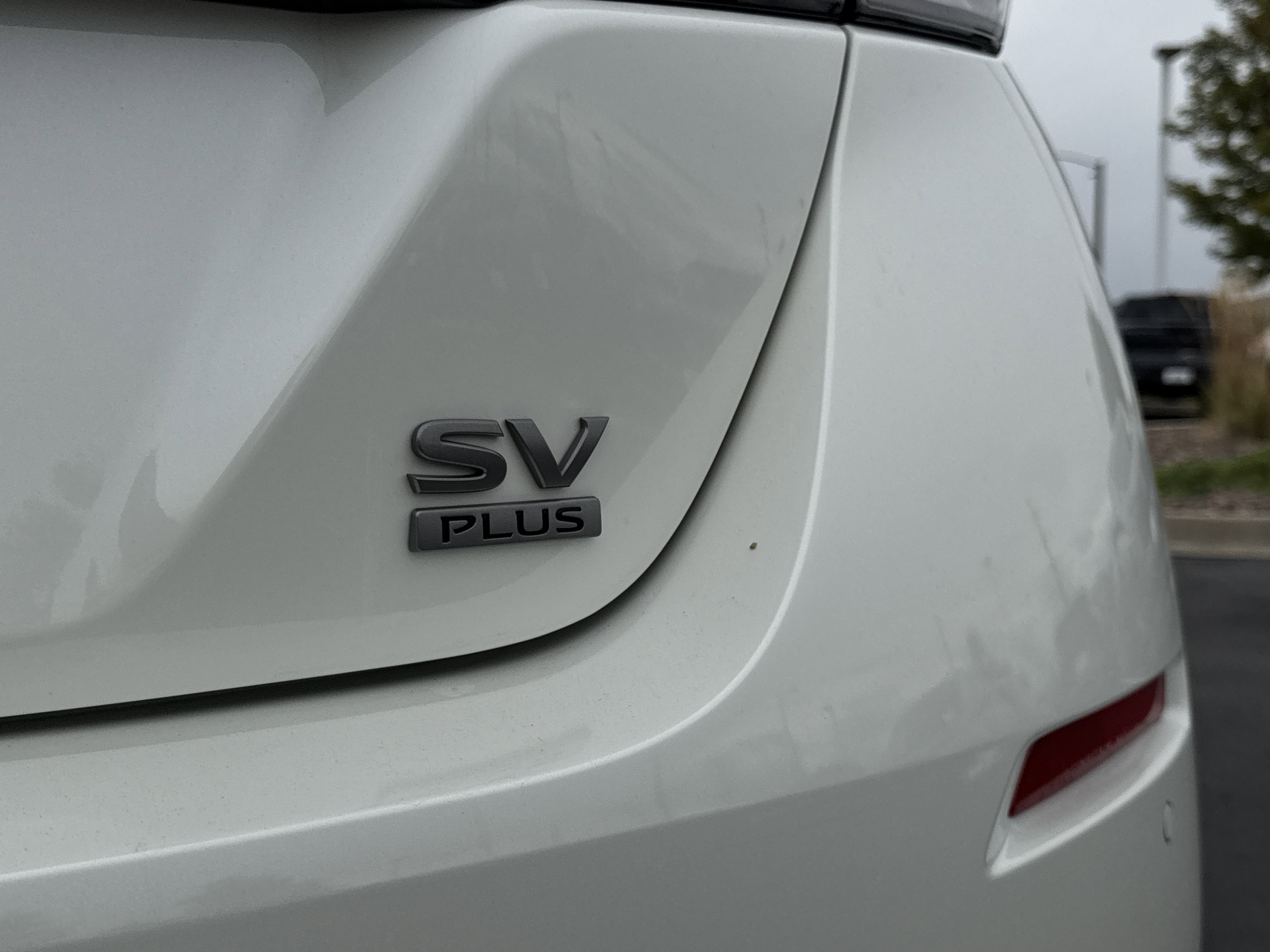 2025 Nissan Leaf SV Plus photo 2