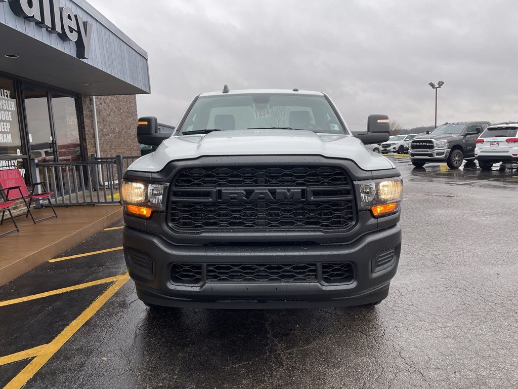 2024 Ram 2500 Tradesman photo 2