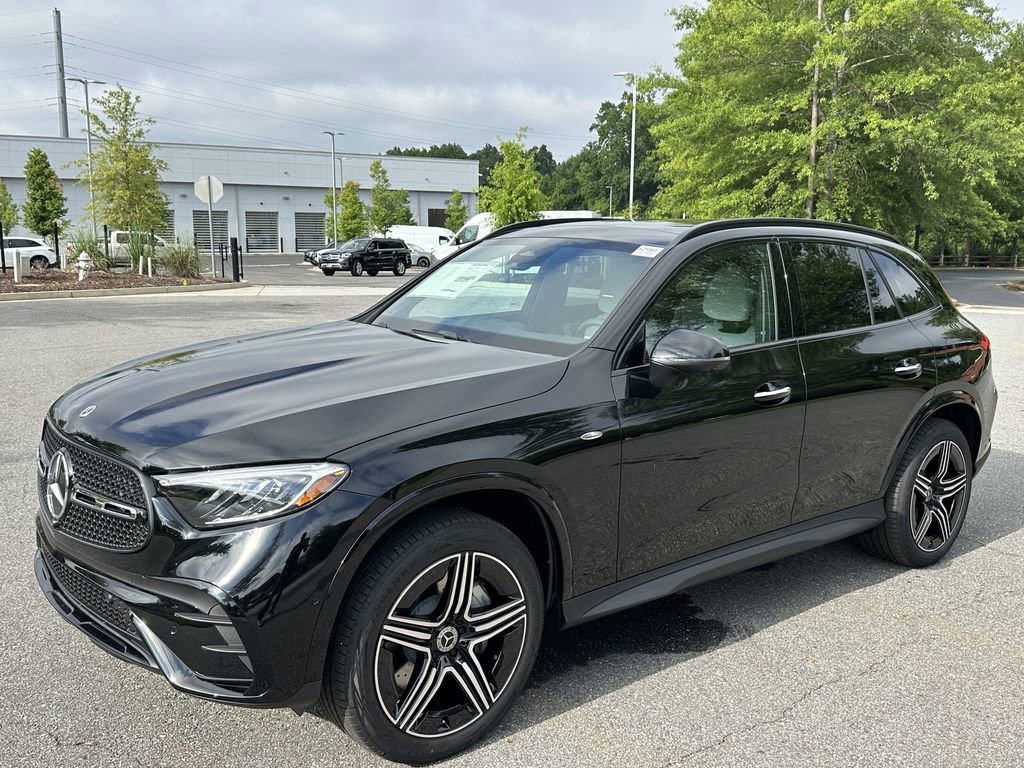 2025 Mercedes Benz GLC 350e 4MATIC photo 4