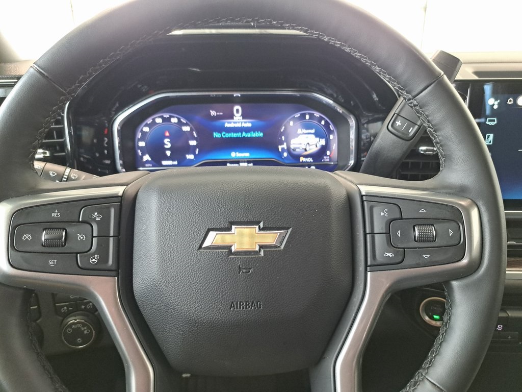2025 Chevrolet Silverado 1500 LT photo 10