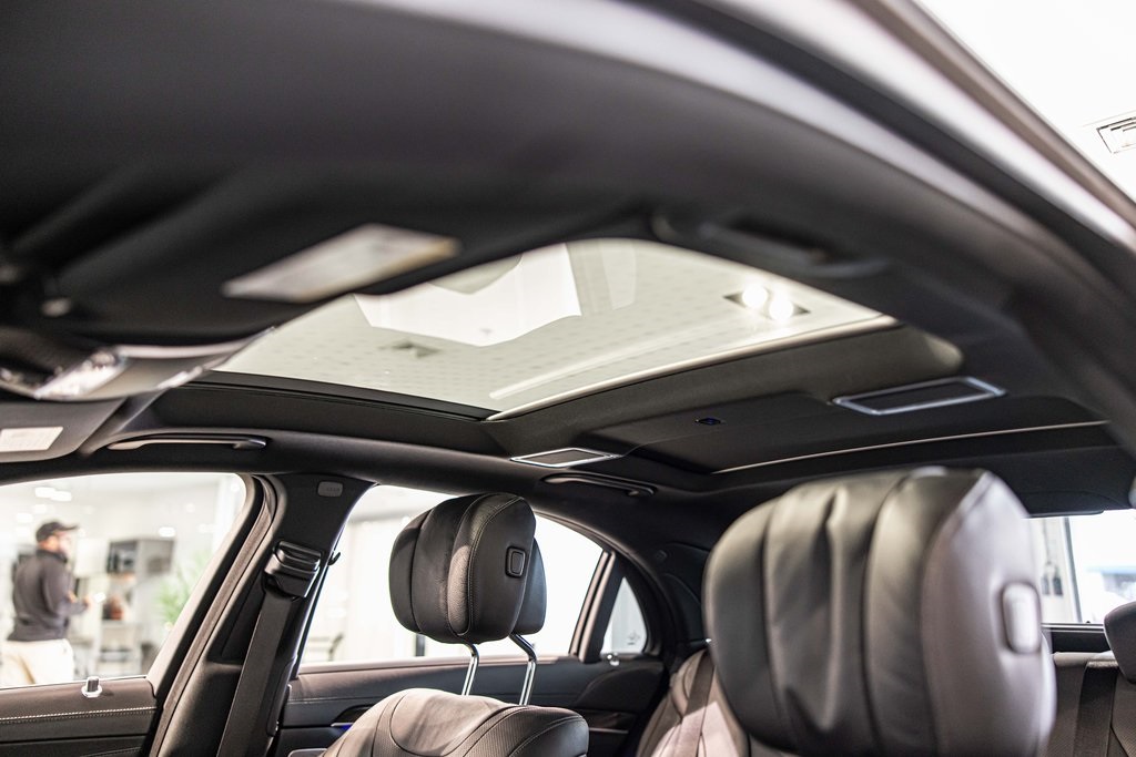 2015 MERCEDES-BENZ S-CLASS - Image 18