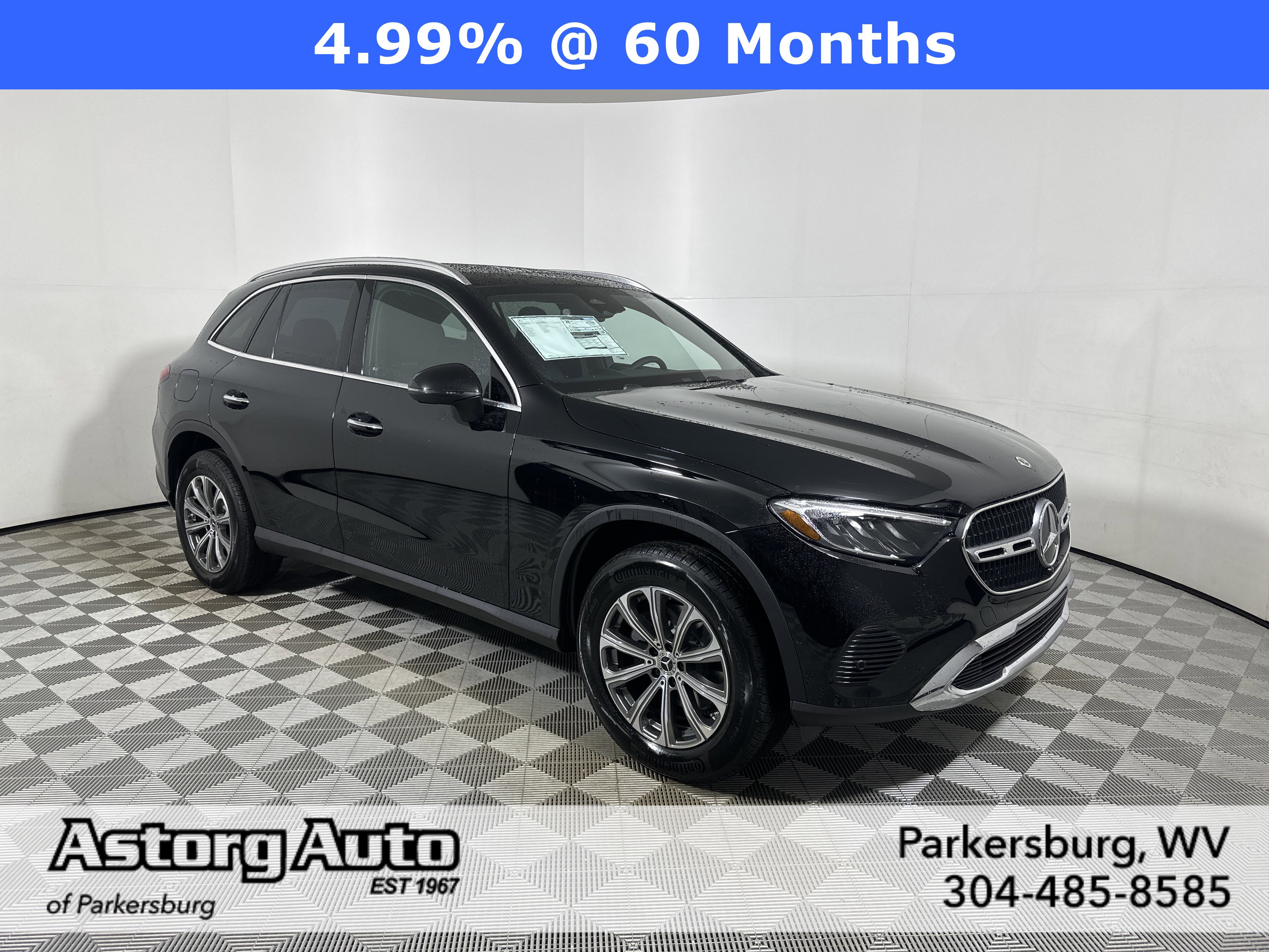 2026 Mercedes-Benz GLC Base's photo