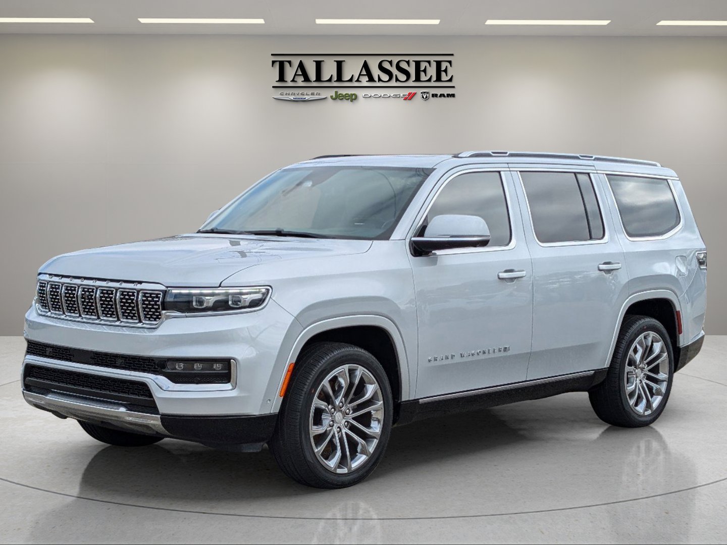 2024 Jeep Grand Wagoneer Series III's photo