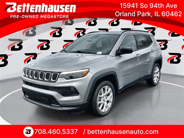 2023 Jeep Compass Latitude Lux's photo