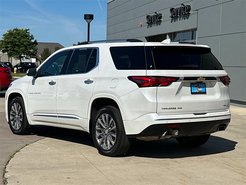 2023 Chevrolet Traverse Premier photo 3
