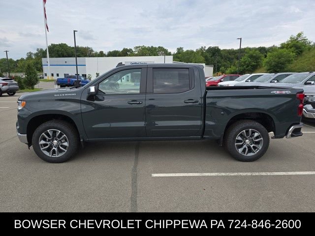 2025 Chevrolet Silverado 1500 LT photo 2