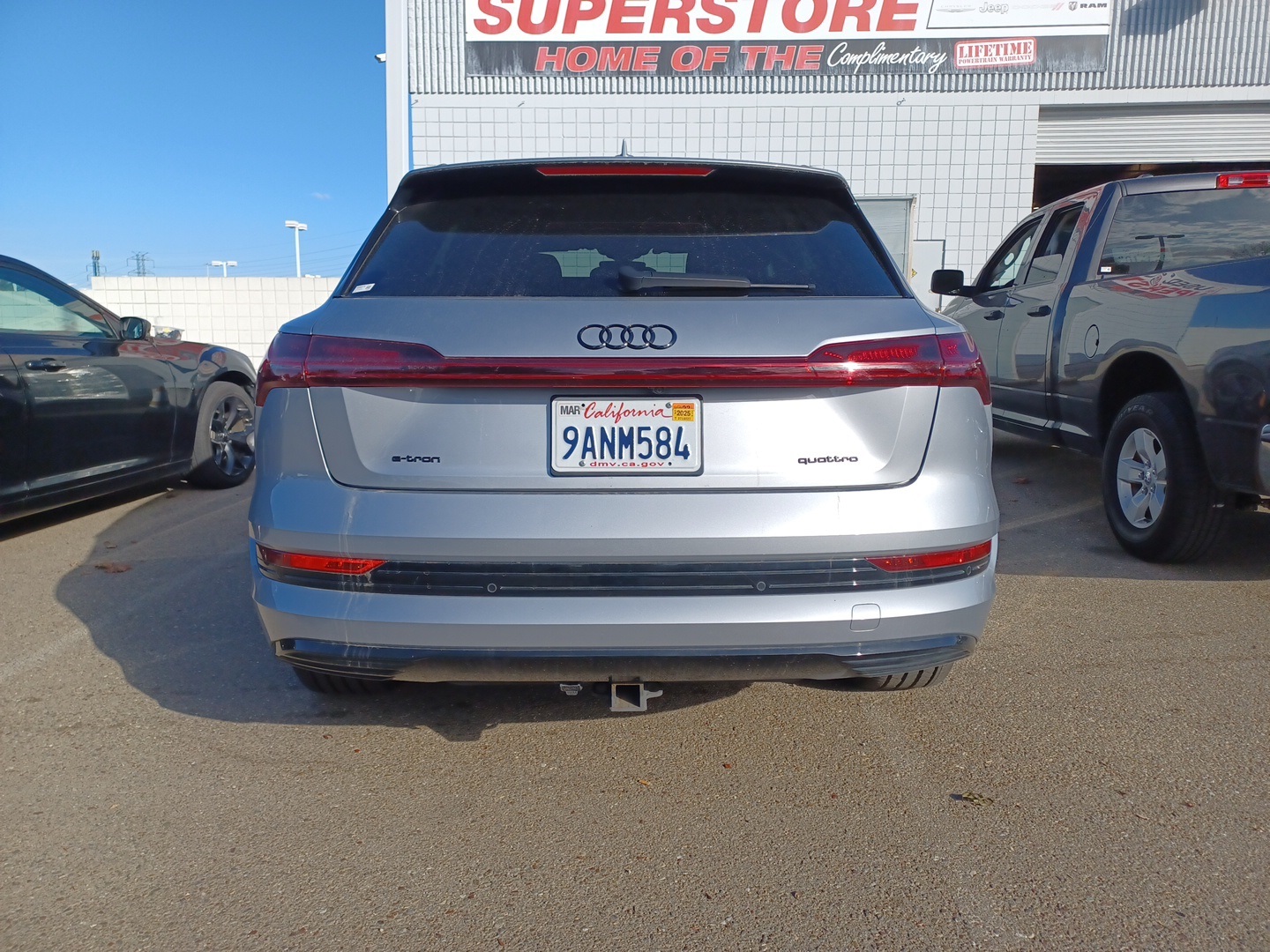 2022 Audi e-tron Premium Plus photo 4