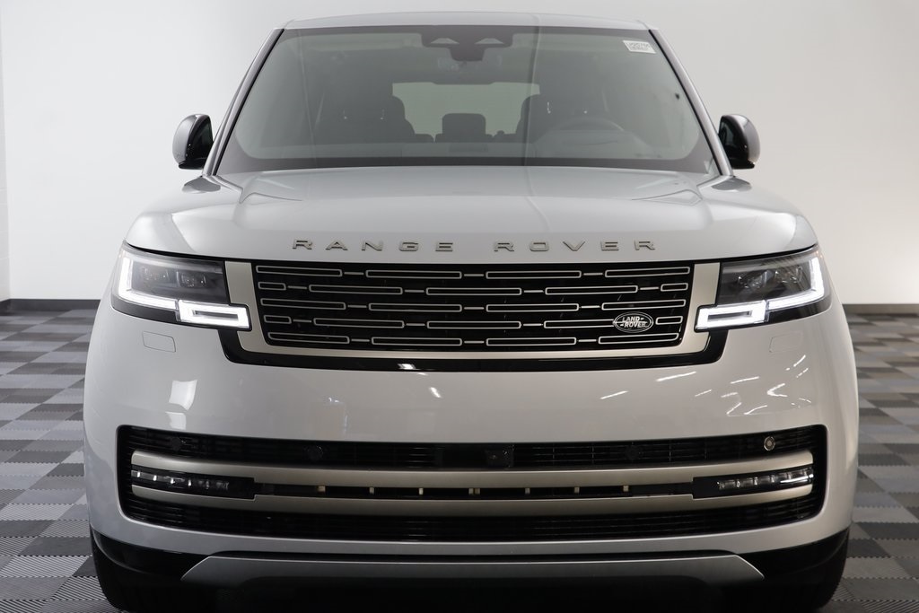 2025 Land Rover Range Rover SE photo 21