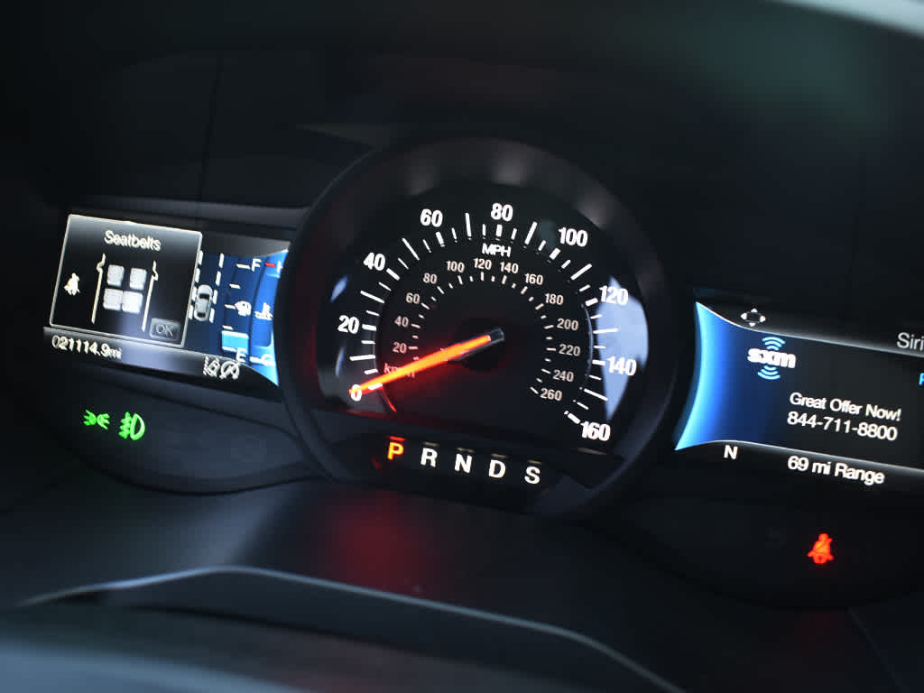 2022 Ford Edge ST photo 9