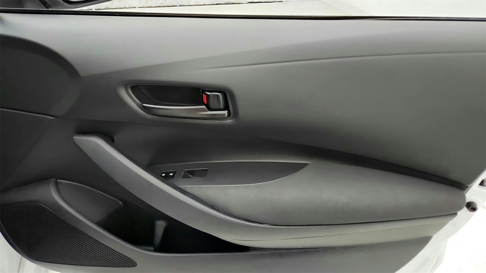 2024 Toyota Corolla LE photo 36