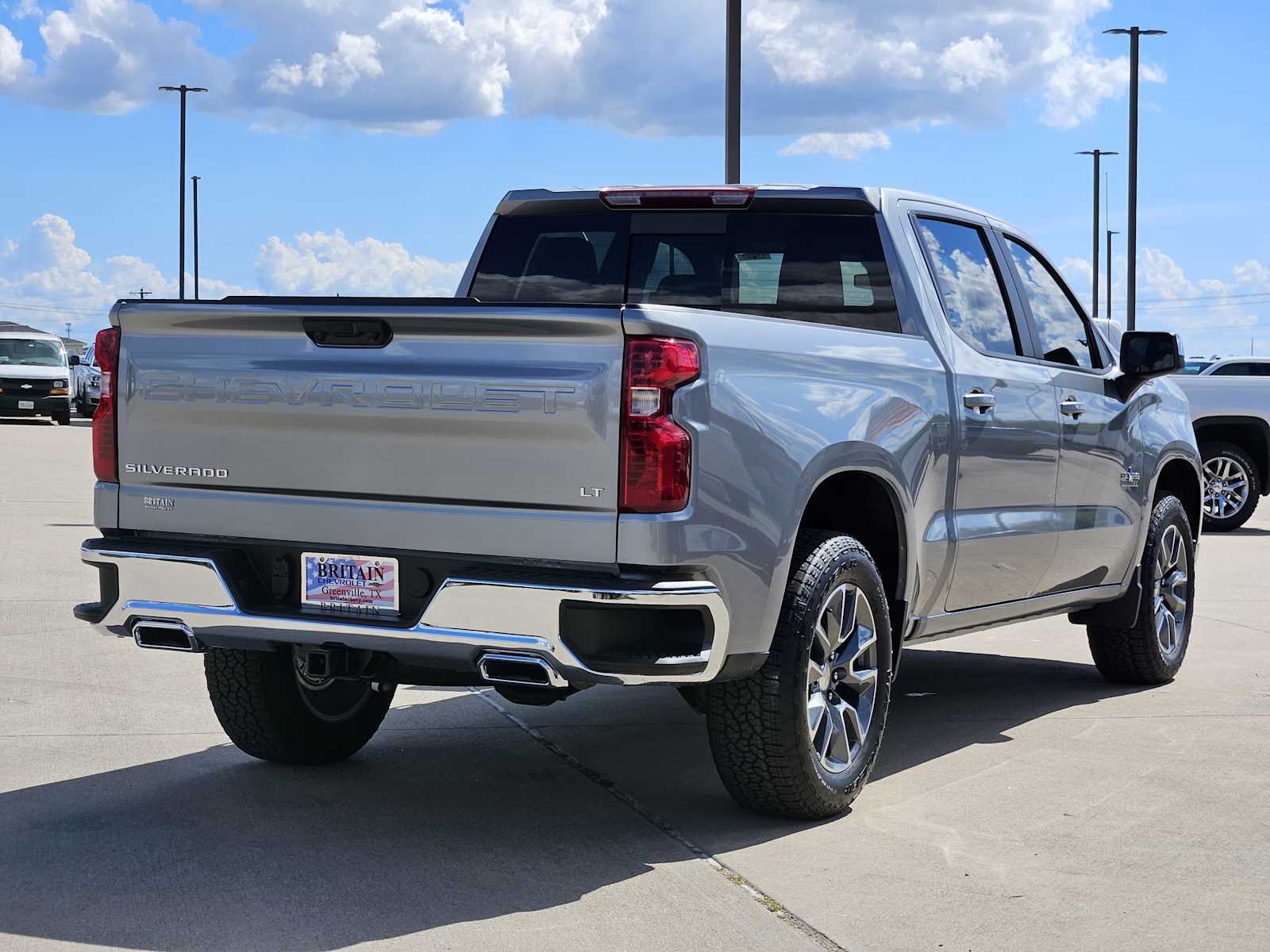 2026 Chevrolet Silverado 1500 LT photo 4