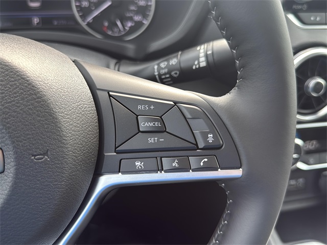 2025 Nissan Sentra SV photo 19