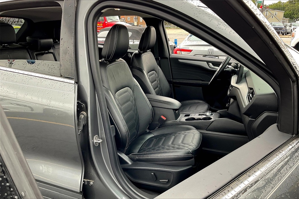 2024 Ford Escape Plug-In Hybrid Base photo 4