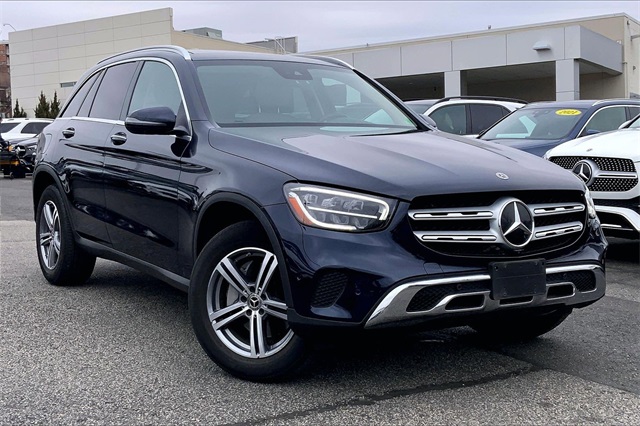 2022 Mercedes-Benz GLC GLC300's photo