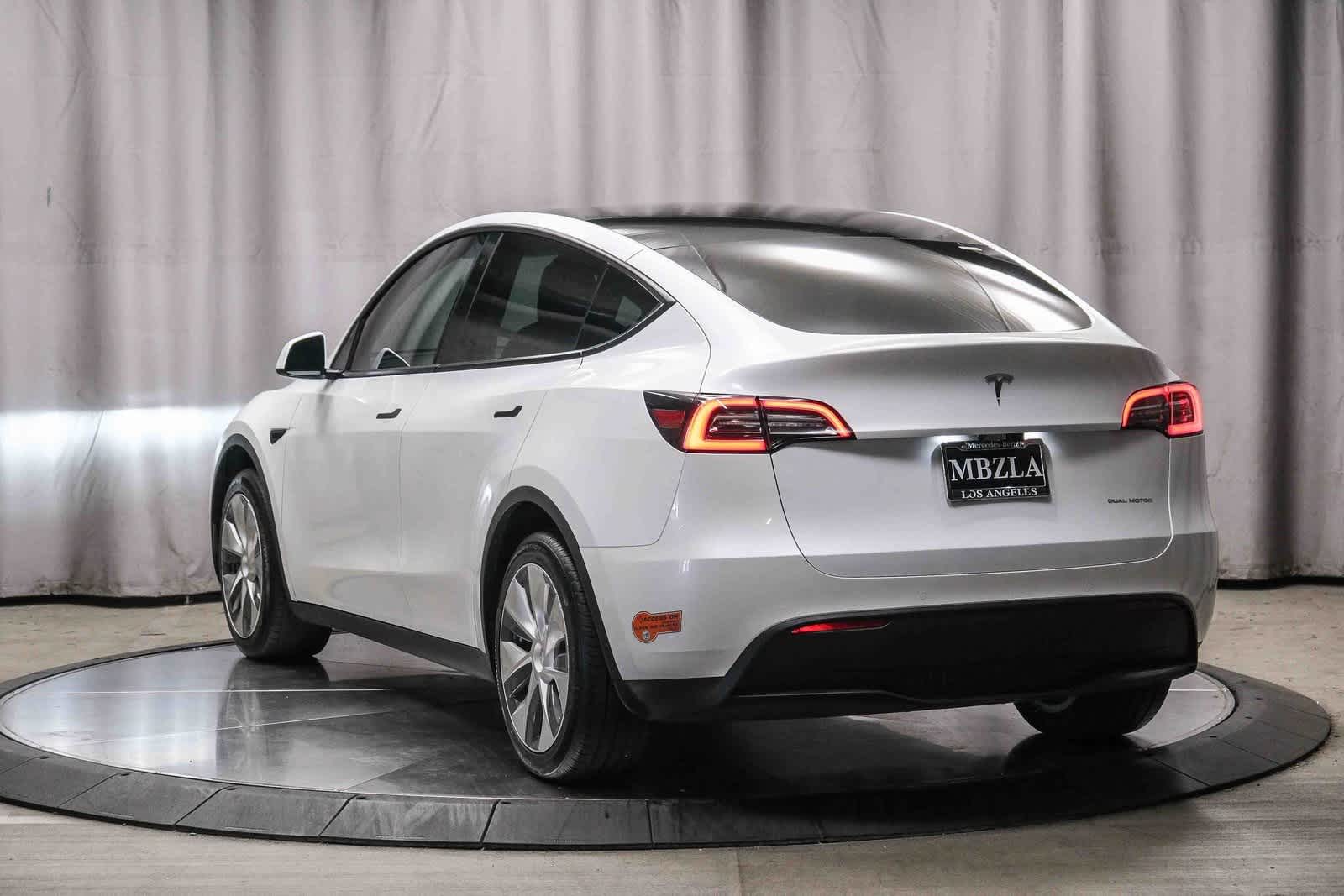 Used 2020 Tesla Model Y Performance with VIN 5YJYGDEF5LF006000 for sale in Northfield, Minnesota