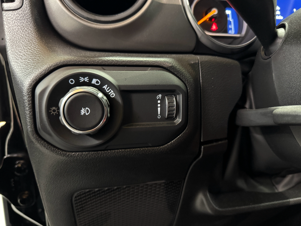 2023 Jeep Wrangler Sport S photo 19