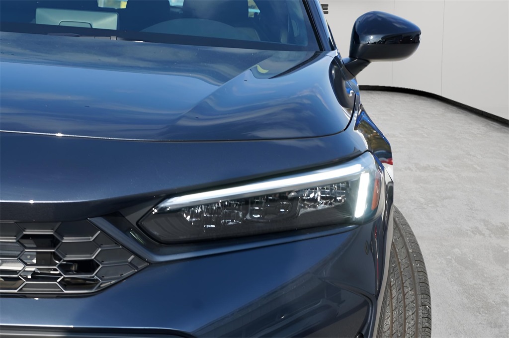 2026 Honda Civic Hatchback Hybrid Sport photo 3