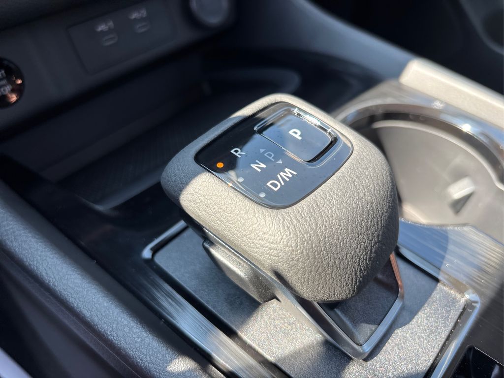 2026 Nissan Rogue SV photo 28
