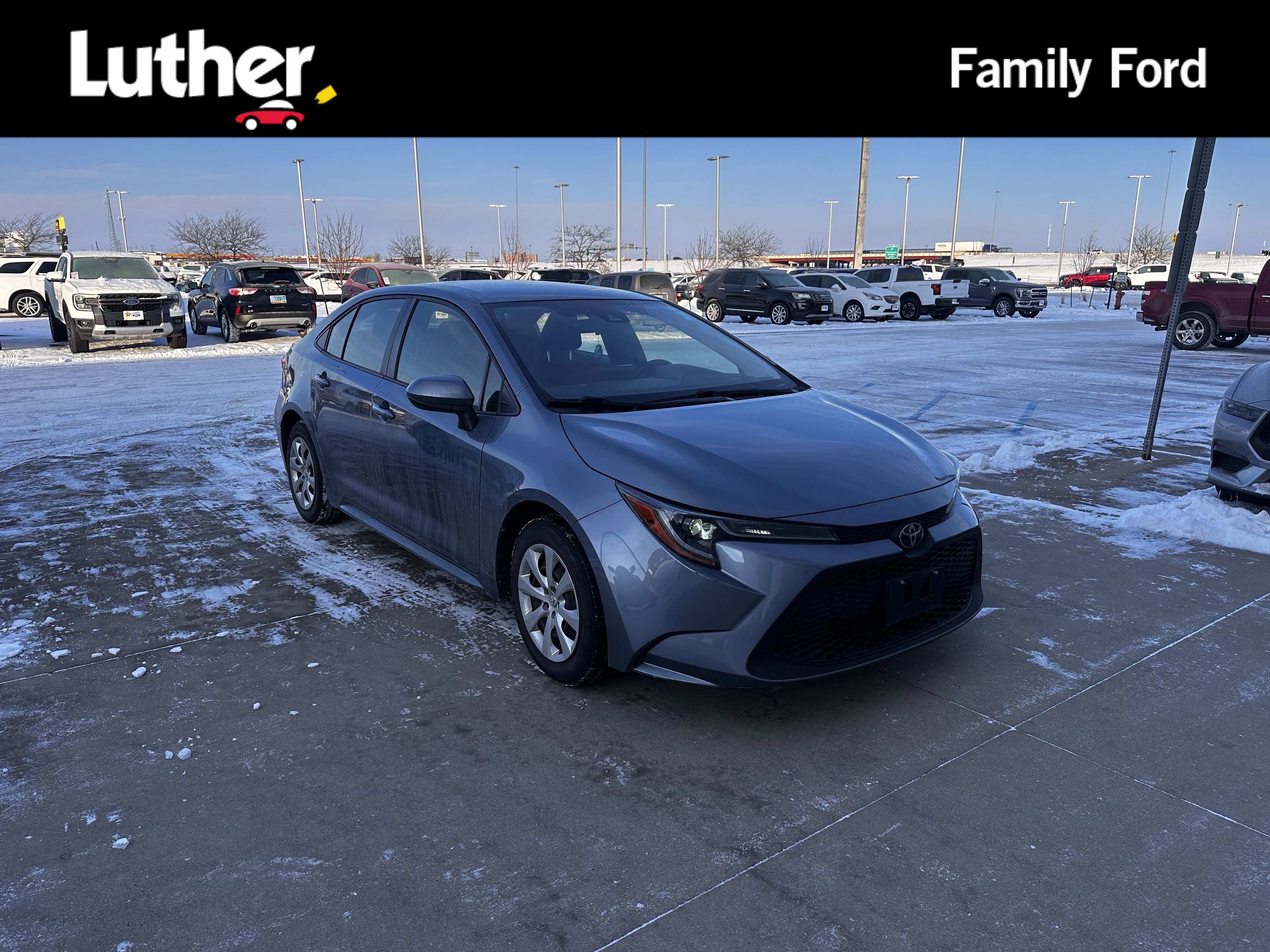 2022 Toyota Corolla LE's photo