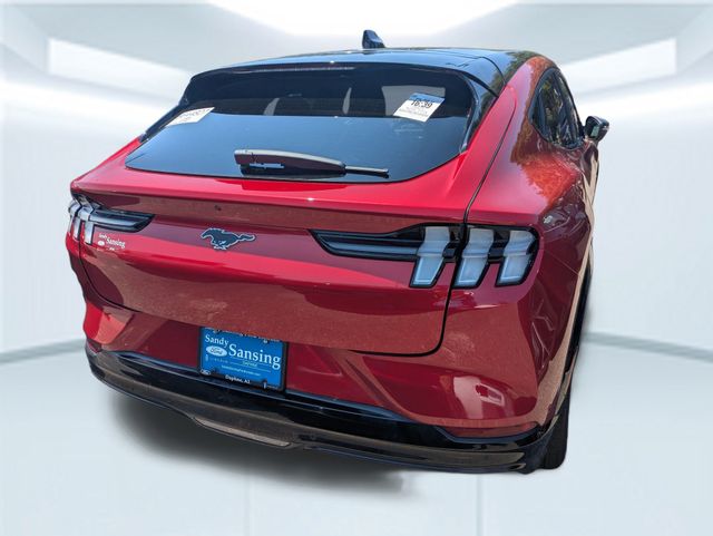 2022 Ford Mustang Mach-E Premium photo 4