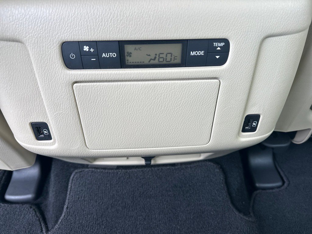 2022 Infiniti QX80 Luxe photo 12