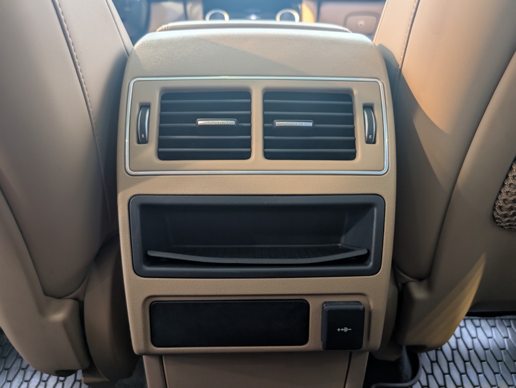 2023 Jaguar F-PACE P250 S photo 25