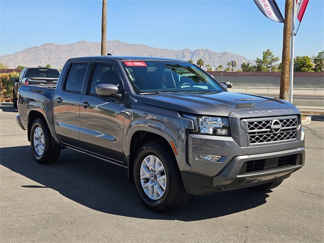2024 Nissan Frontier SV photo 5